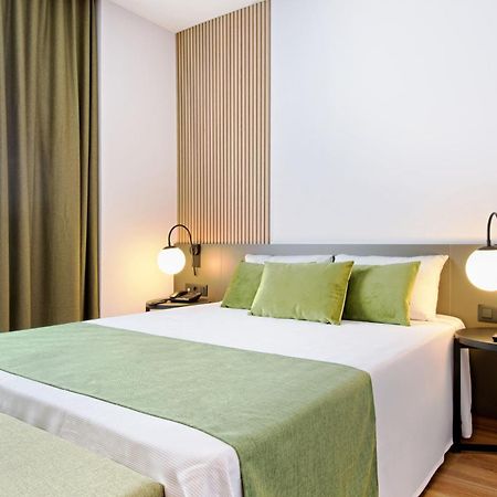 Dwo Colours Alcala Hotell Madrid Exteriör bild
