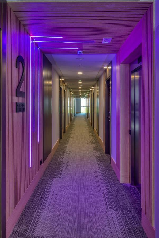 Dwo Colours Alcala Hotell Madrid Exteriör bild
