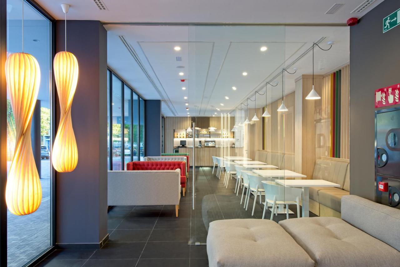 Dwo Colours Alcala Hotell Madrid Exteriör bild