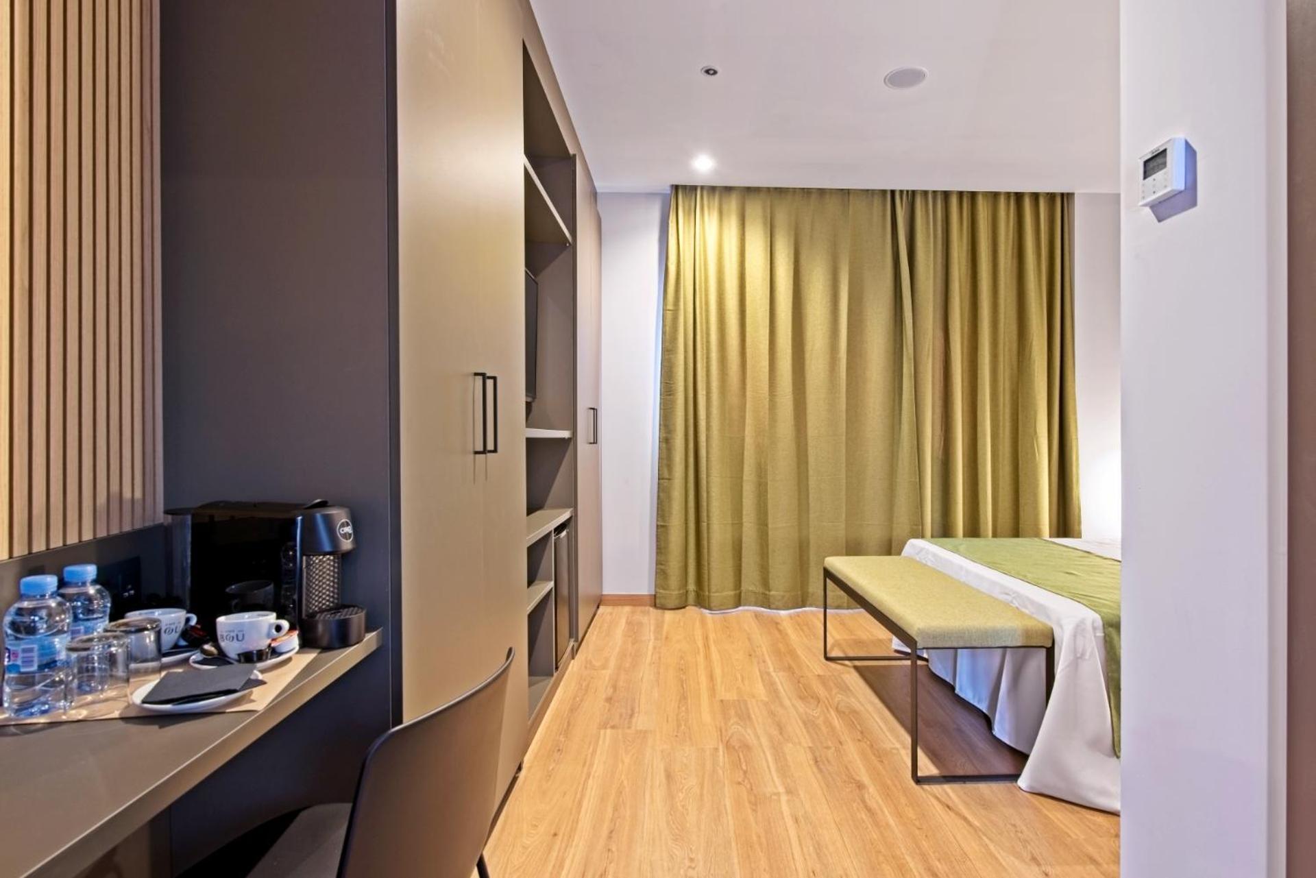 Dwo Colours Alcala Hotell Madrid Exteriör bild